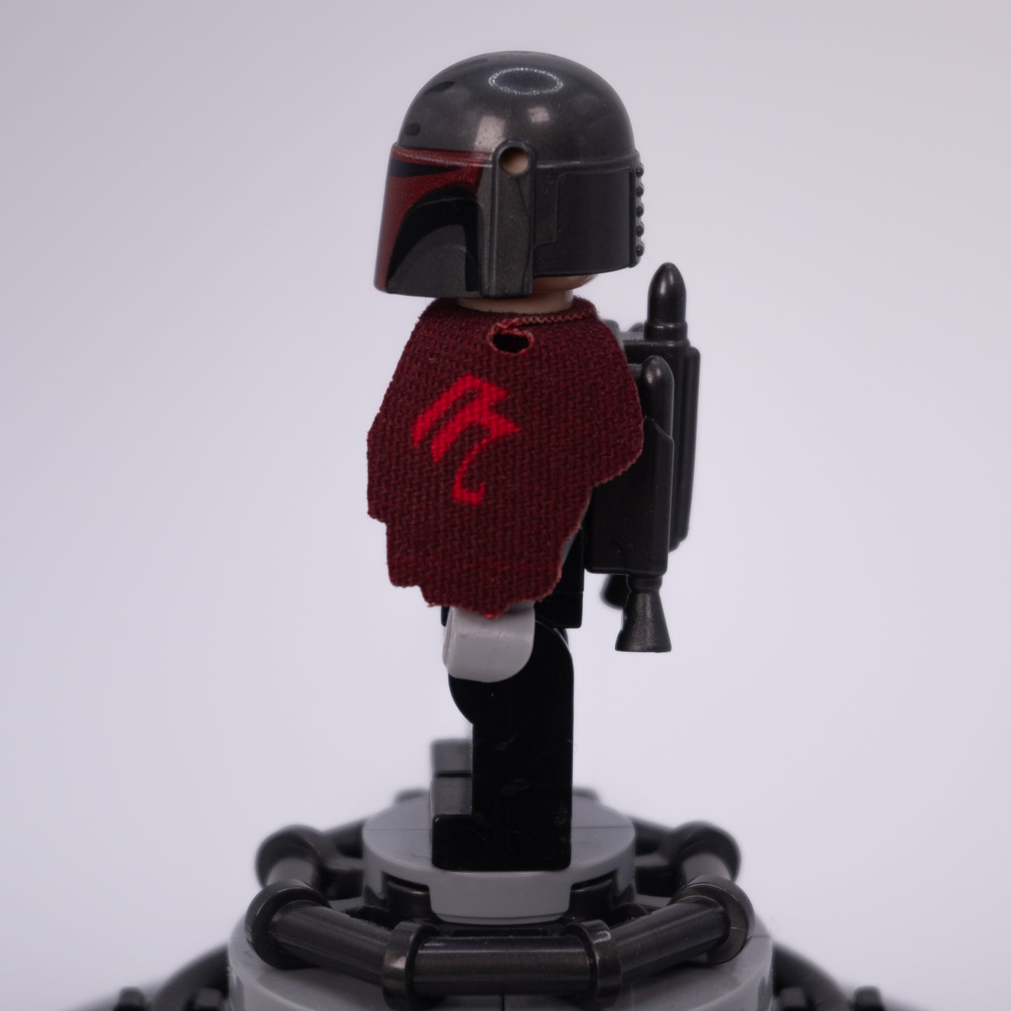 Mandalorian Shoulder Cape - Maul Sigil