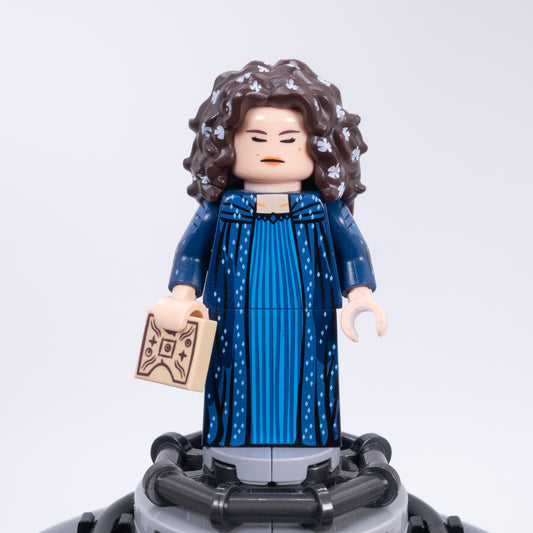 "Sleepy Senator" Padmé Amidala - Brick Daddy Collab