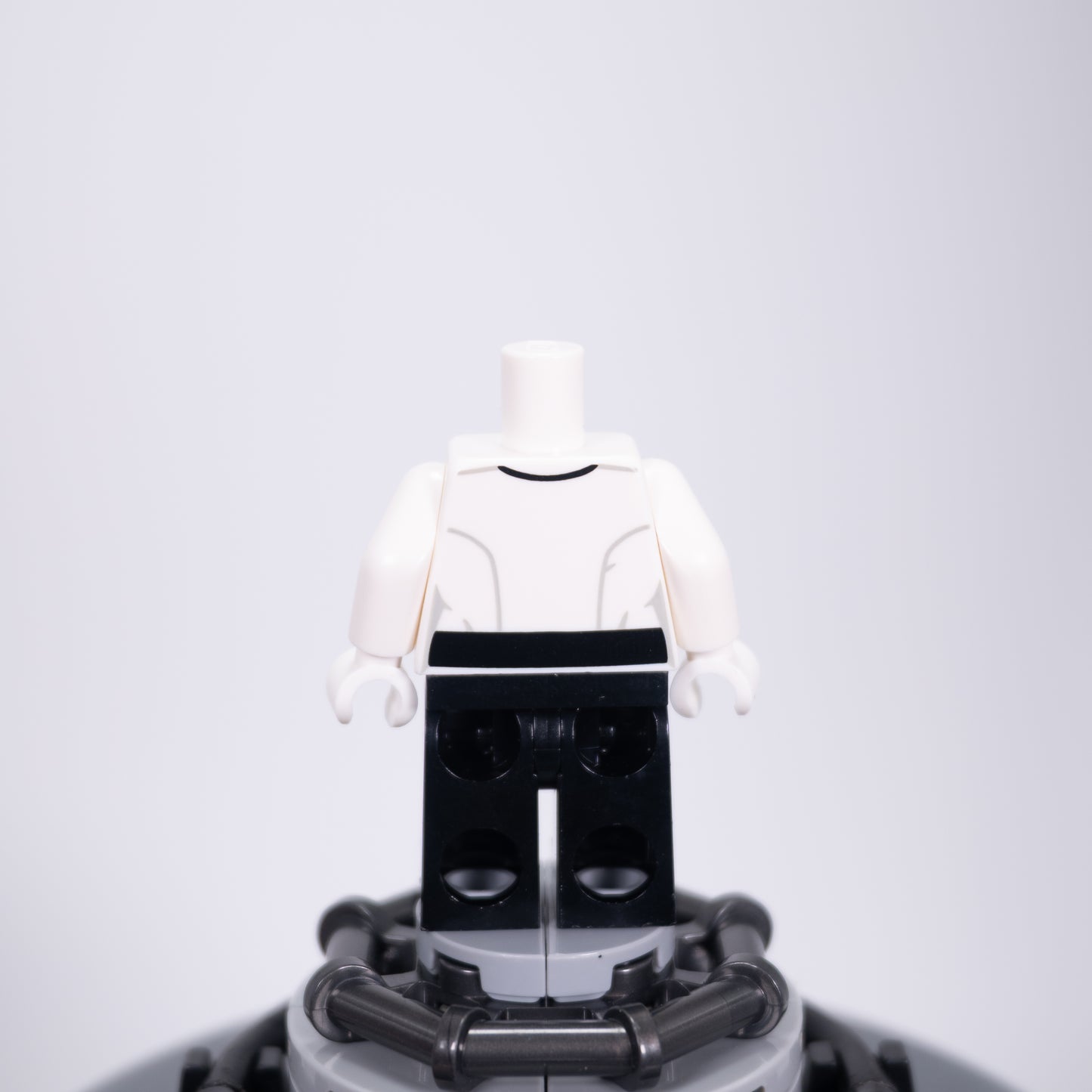 ISB Lieutenant Female Body