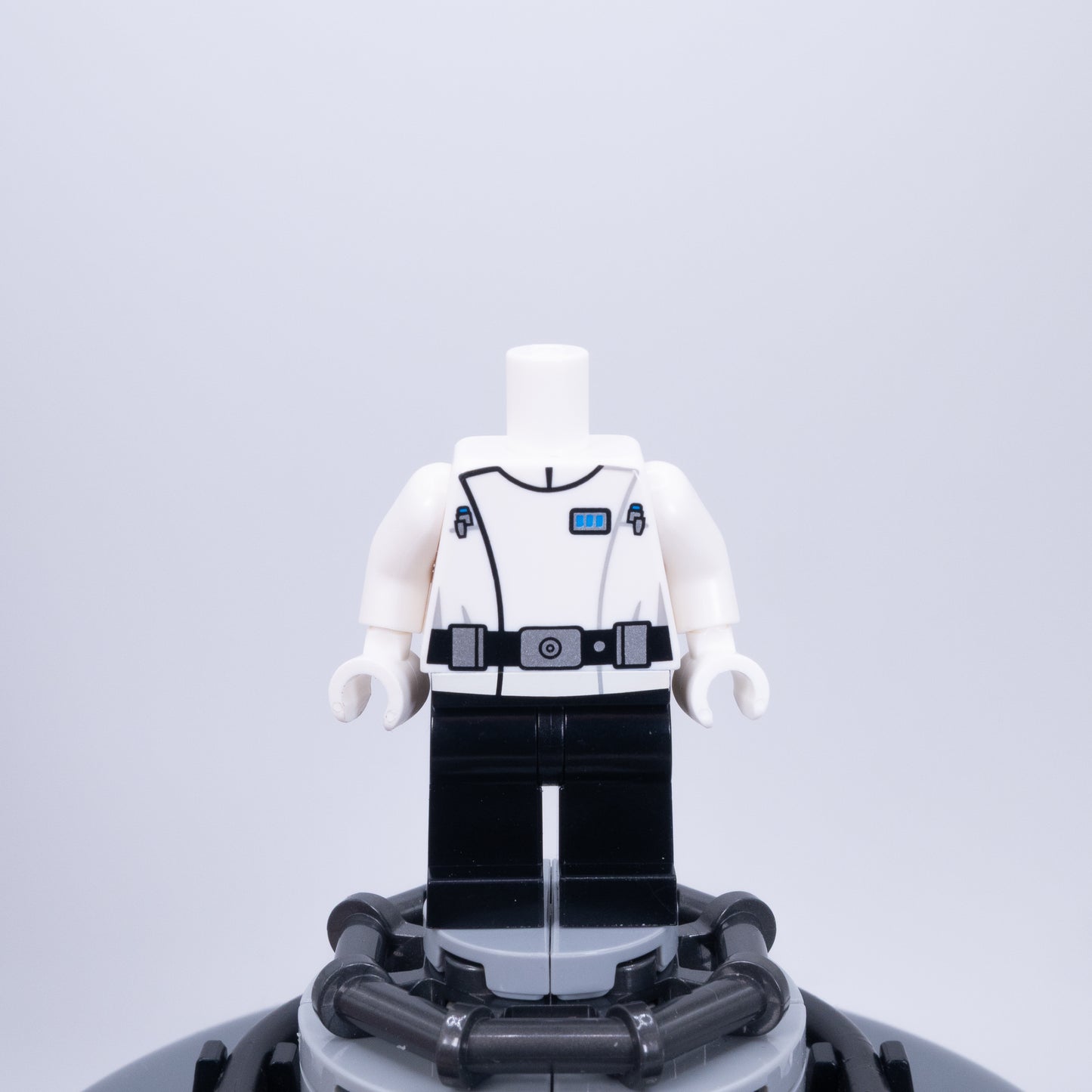 ISB Lieutenant Male Body - Belt Boxes