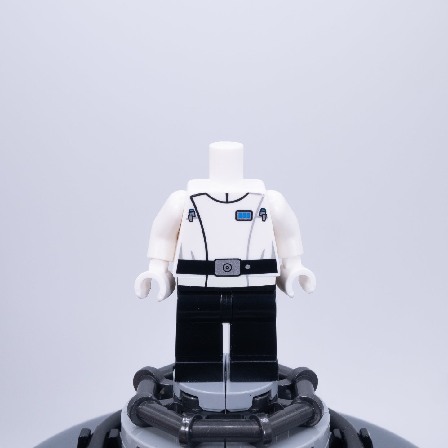 ISB Lieutenant Male Body - No Belt Boxes
