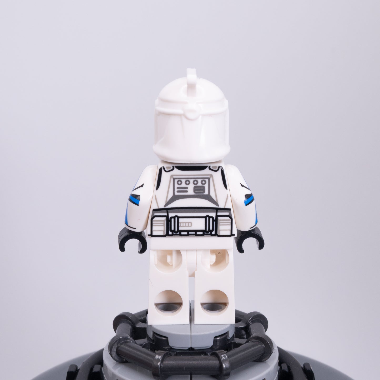 P1 Commander Blue - Naked