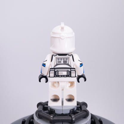 P1 Commander Blue - Naked