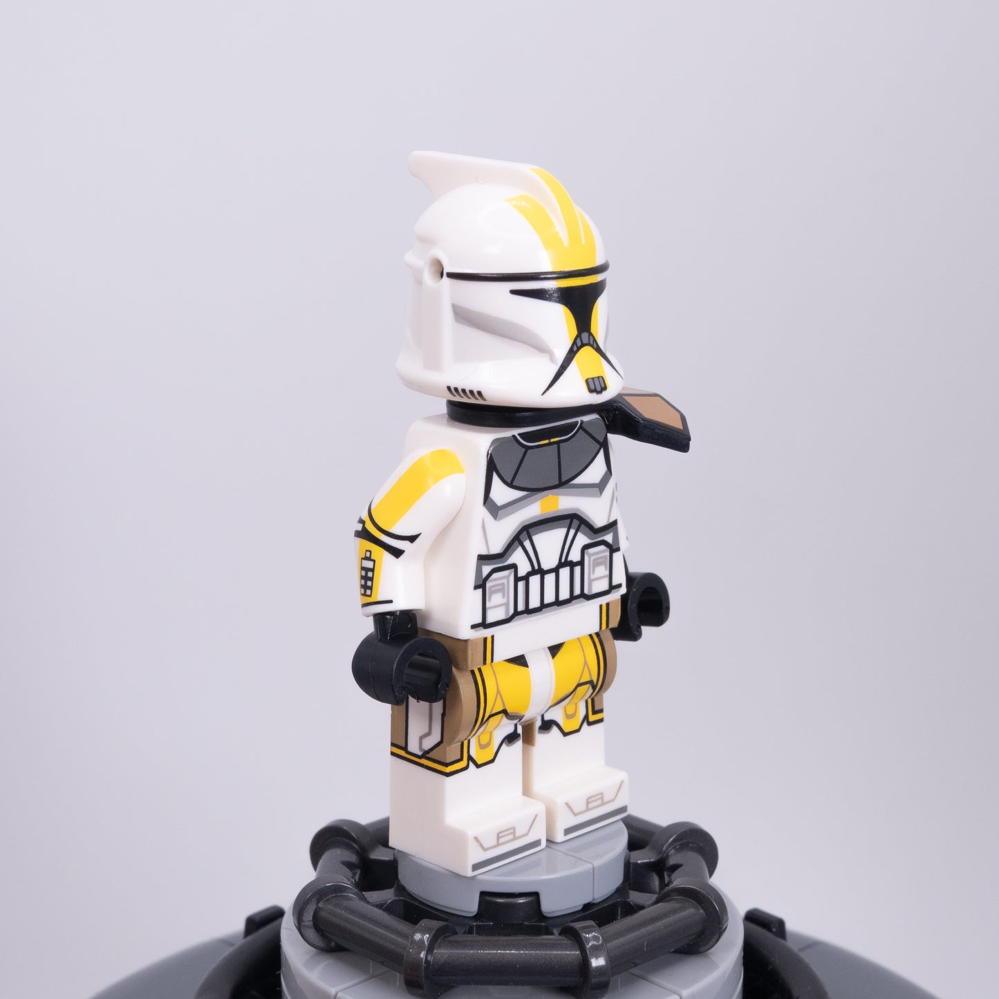 P1 Commander Yellow - Solid