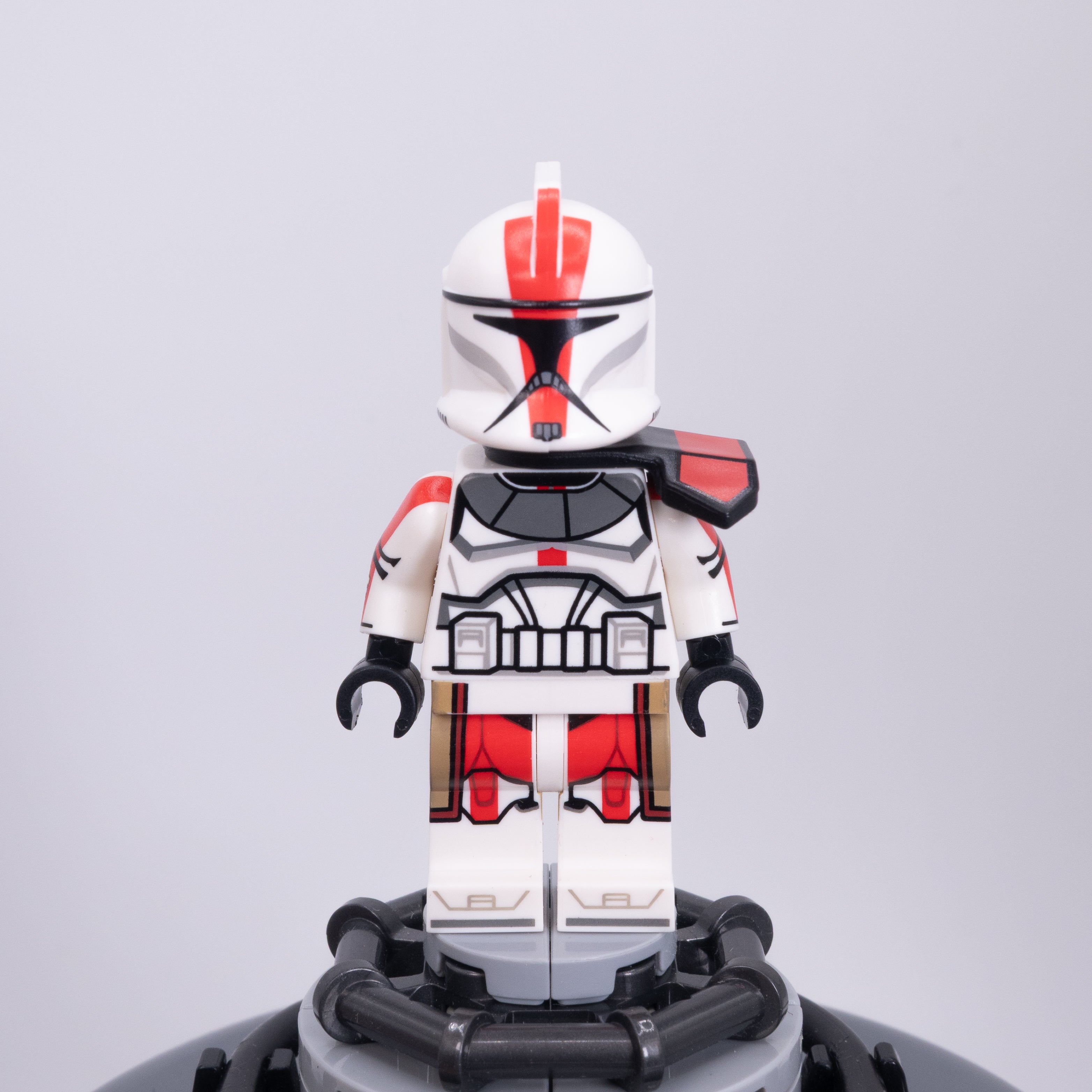 P1 Commander Red - Solid – Caine Bricks