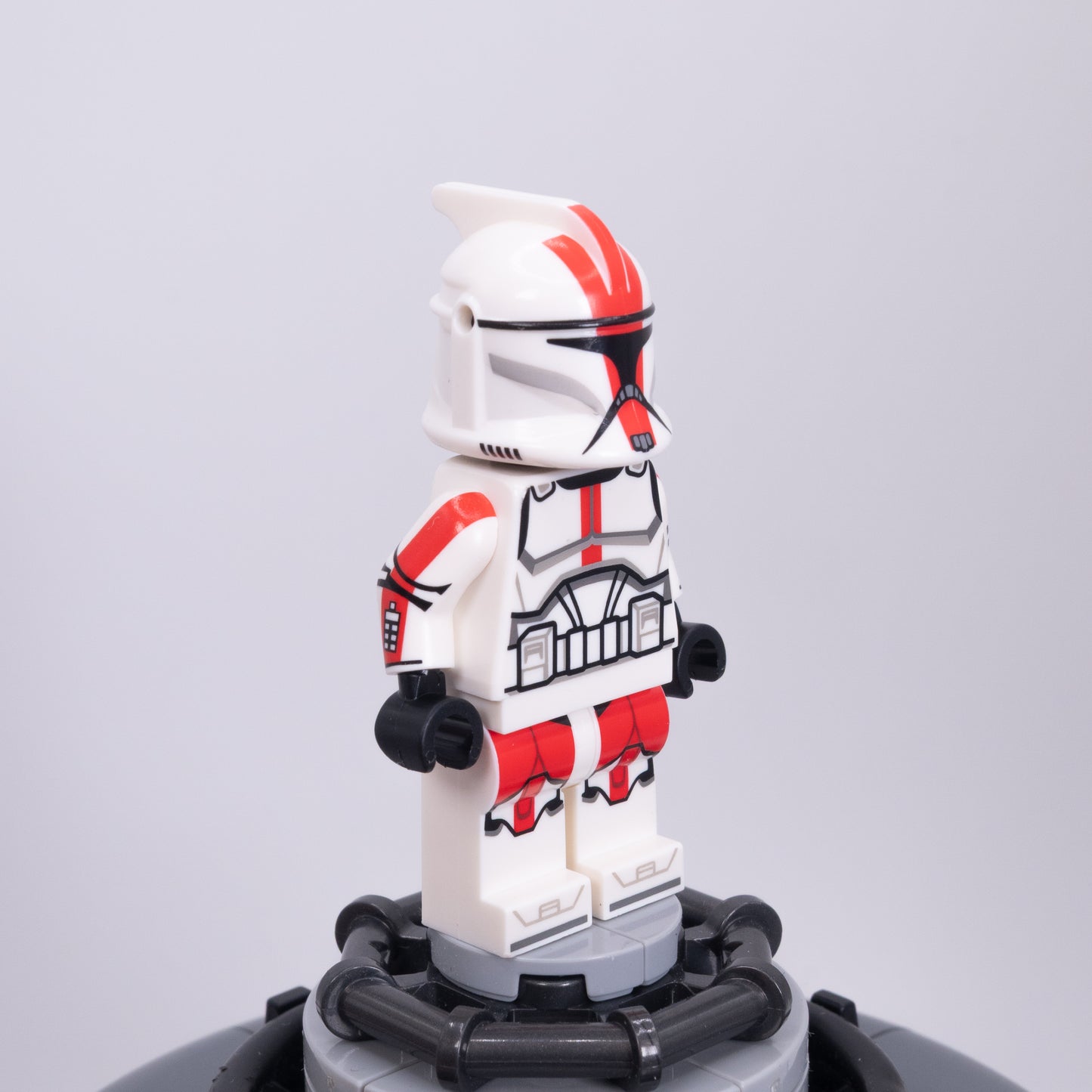 P1 Commander Red - Naked