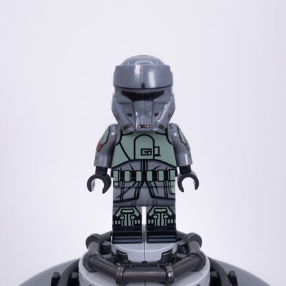 Tank Crew - Red Arm